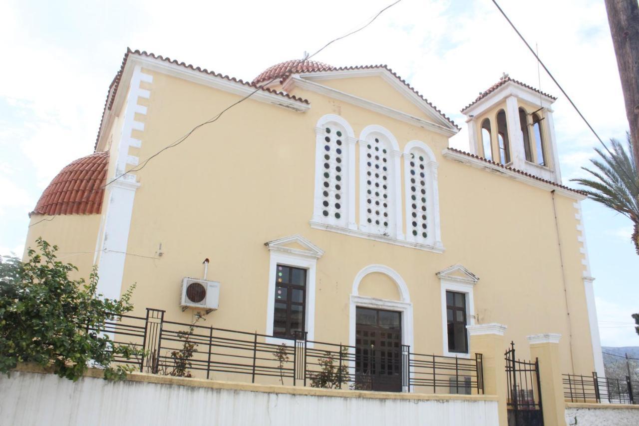 Piedra Residence Pigi  Bagian luar foto