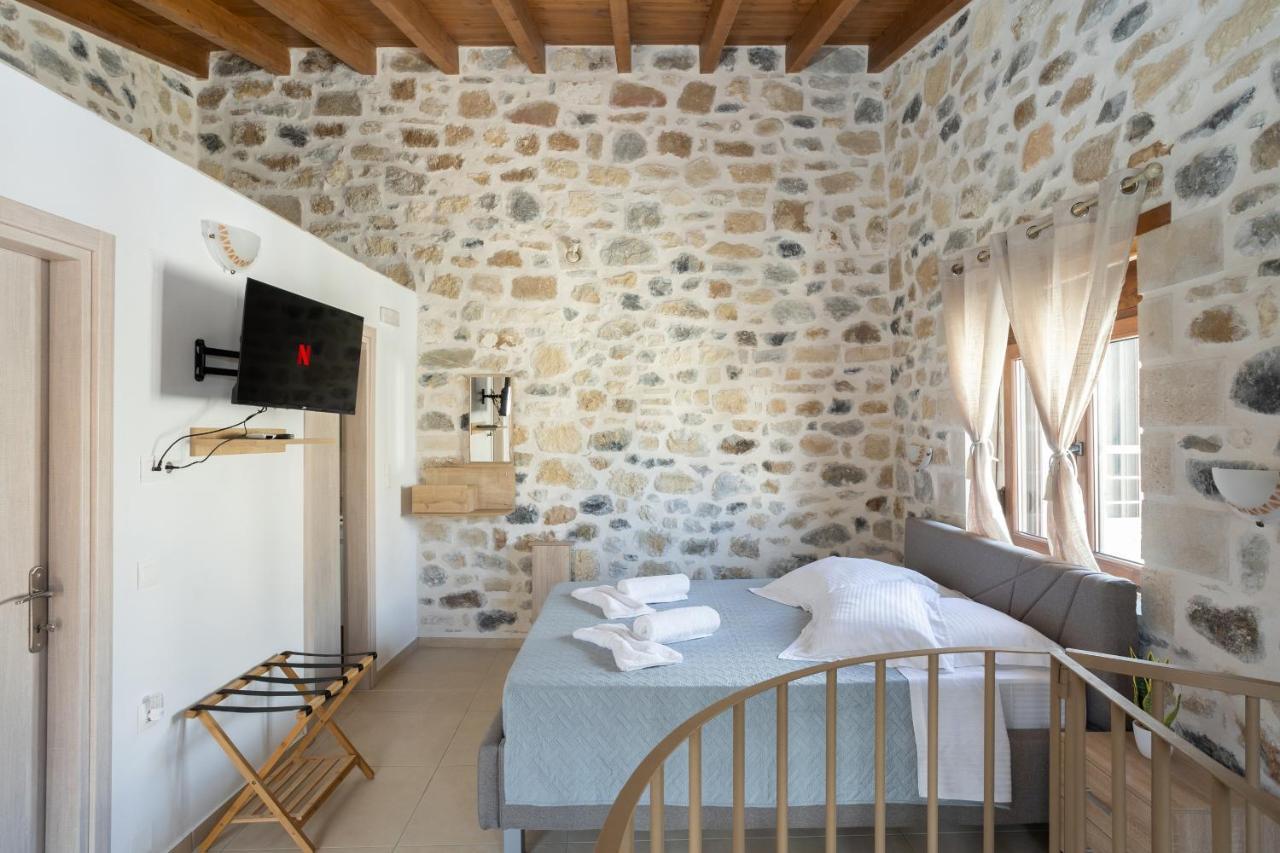 Piedra Residence Pigi  Bagian luar foto