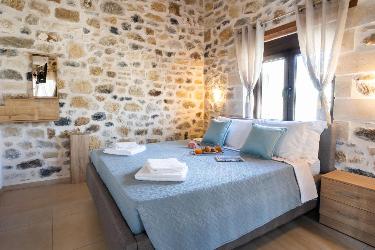 Piedra Residence Pigi  Bagian luar foto